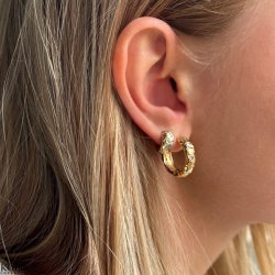 "Luna" Small chunky hoops with stones in gold