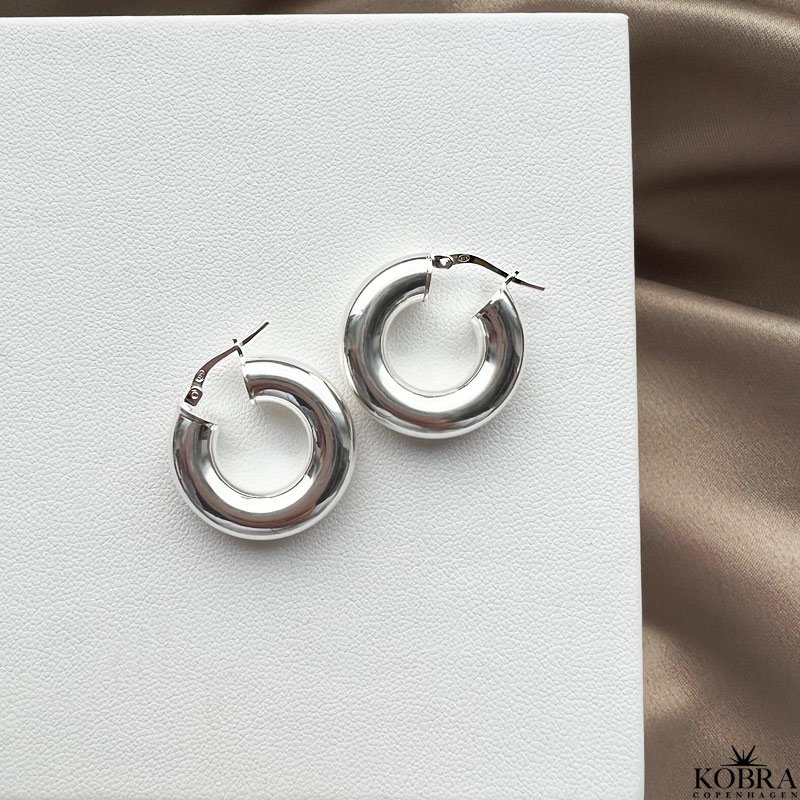 "Donna" chunky silver hoops / earrings