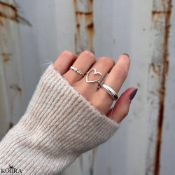 "Fiona" slv ring med sm blade og lille zirkonia sten