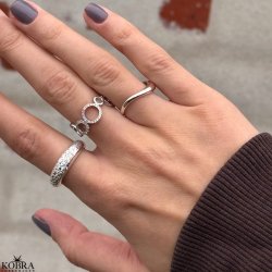 "Lucinda" slv ring med cirker og hvide sten