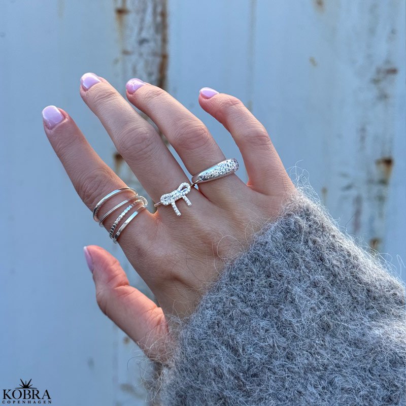 "Nova Moon" chunky slv ring med sten