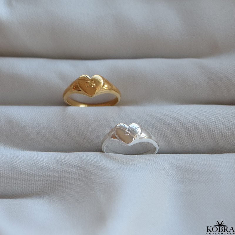 "Liva" chunky hjertering i slv med personlig gravering  initial ring