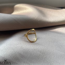 "Circus" handmade gold ring with a large circle