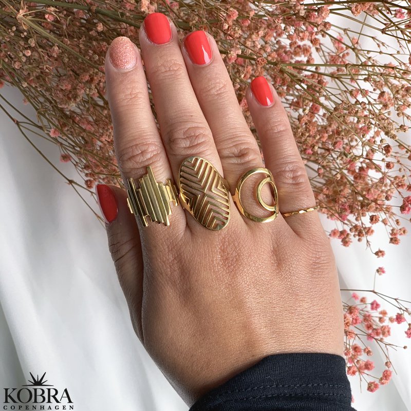 "Rio" 18 carat gold plated circle ring