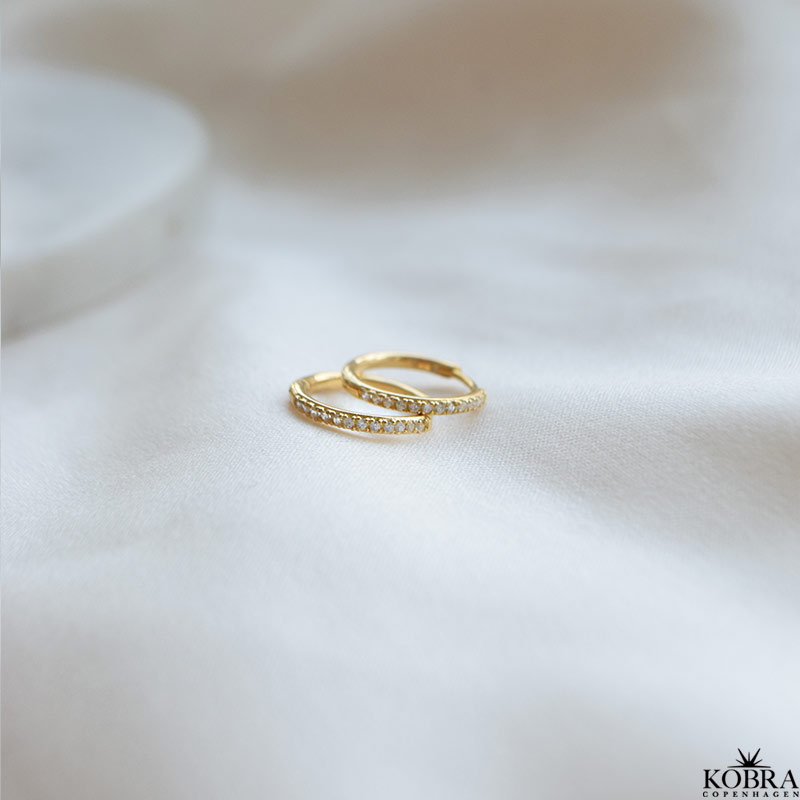  "Vera" Classic zirkonia hoops - Mini, Small eller Medium 18k guldbelagt