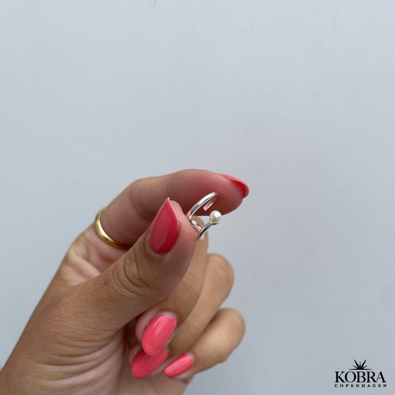 "Clay" Earcuff i slv med perle