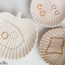 "Billie" guld ring i "panzerkde"