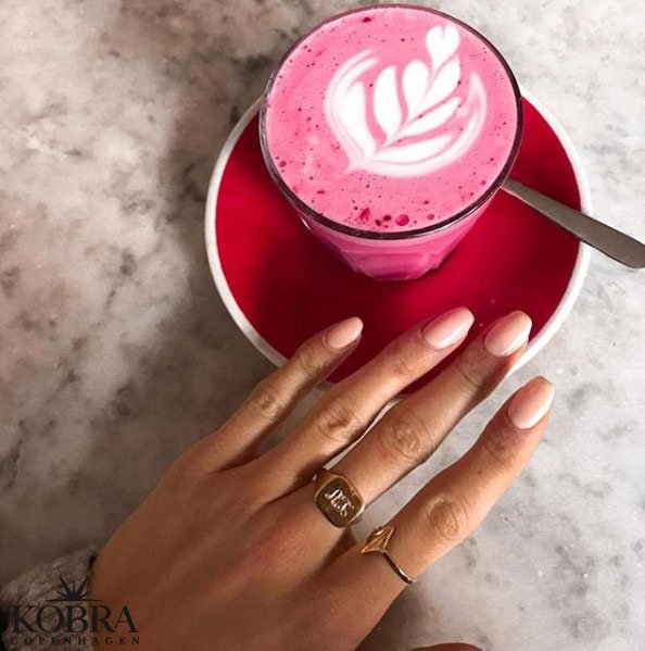 "London" Signet  ring with personalized engraving in 18 carat gold plated silver