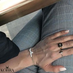 "London" Signet  ring with personalized engraving in 18 carat gold plated silver