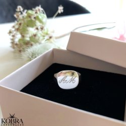 "London" signet ring i sterling silver including engraving