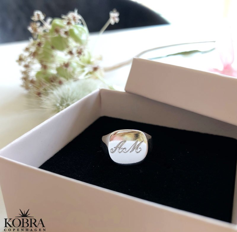 "London" signet ring i sterling silver including engraving