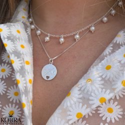 "Daphne" slv halskde / amulet med krydsgravering