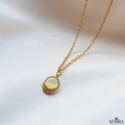 "Dazzling" guld halskde med sten og gravering