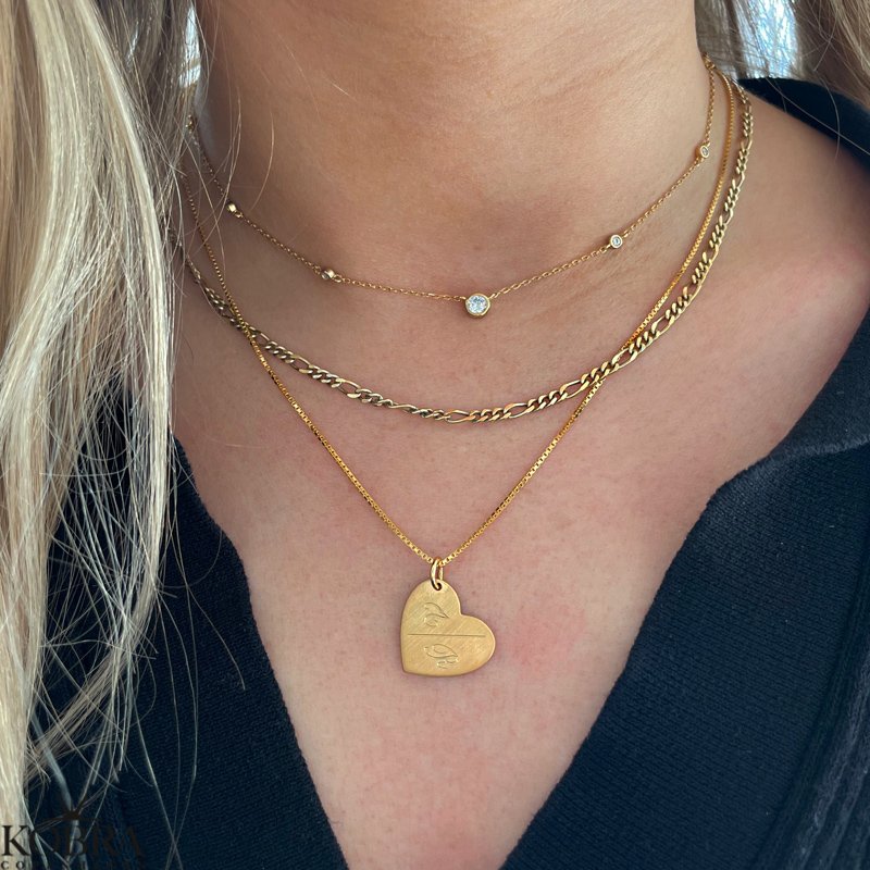 "Dear To Me" guld hjerte halskde med gravering