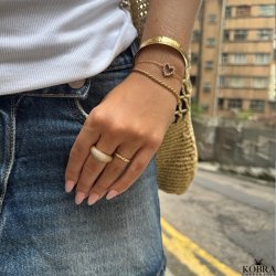 "Domino" pav dome ring i 18k forgyldt sterling slv med zirkonia