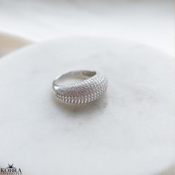 "Domino" pav dome ring i sterling slv med zirkonia