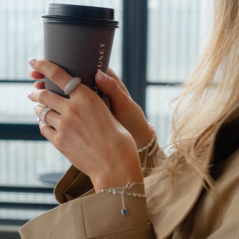 "Krystal" silver ring with baguette stone