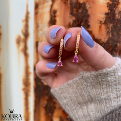 "Raindrop" sm guld hoops med farvet og drbeformet sten