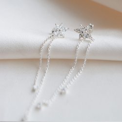 "Lilje" blomster med kjeder i sterlings�lv