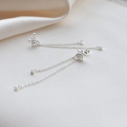 "Lilje" blomster med kjeder i sterlings�lv