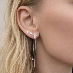 "Lilje" blomster med kjeder i sterlings�lv