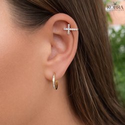 "Trudy" gold plated cross earcuff