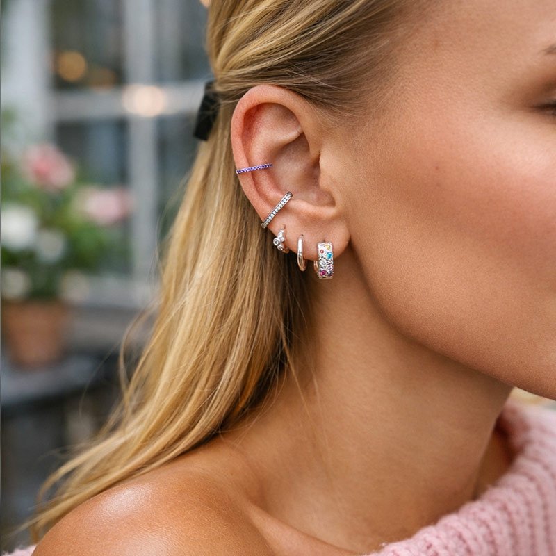 "Camille" earcuff i sterling s�lv med zirkonia