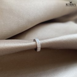 "Sparkling" ear cuff in sterling silver with zirconia.