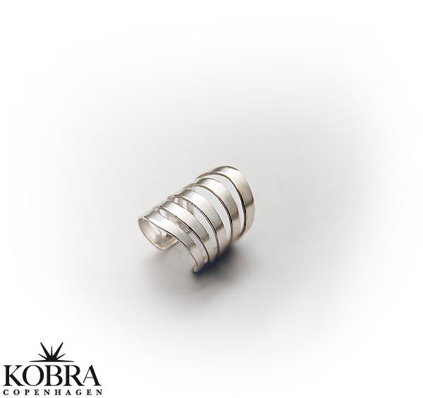 "Fay" Simpel earcuff i slv