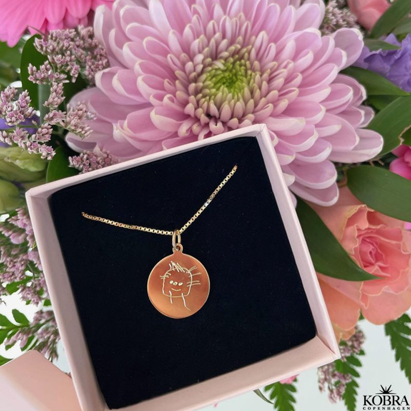 Gold necklace with your own design