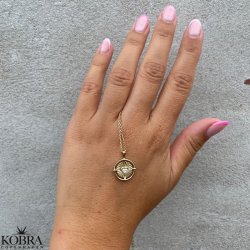 "Eleonora" guld halskde med hvide sten