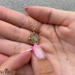 "Eleonora" guld halskde med hvide sten