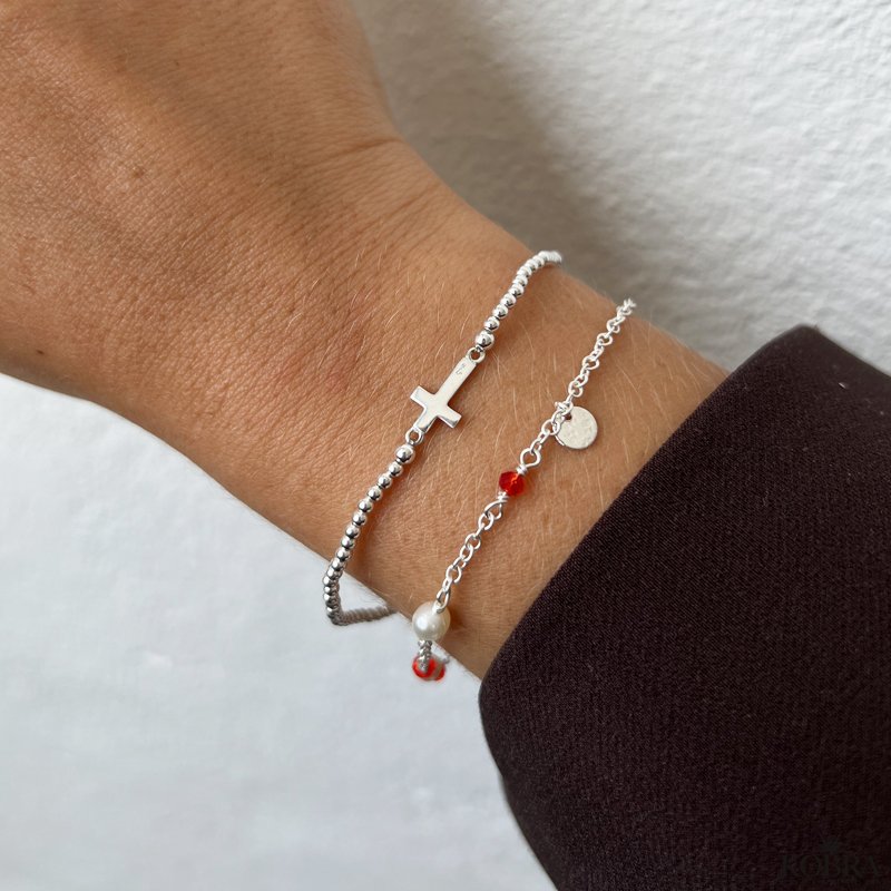 "Elina" slv armbnd til studenten med rde og hvide perler