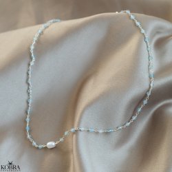 "Ellish" slv halskde med bl aquamariner og hvid ferskvandsperle