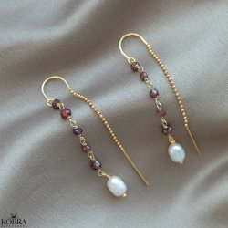 "Ellish"  guld retrde med rdlige granater samt hvid ferskvandsperle