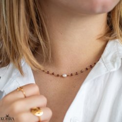 "Ellish" choker/halskde med rde granater og perle i guld