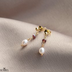 "Ellish" guld reringe med rde granater samt hvid perle