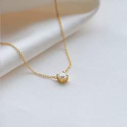 "Classy" solitaire halskjede � 18k forgylt