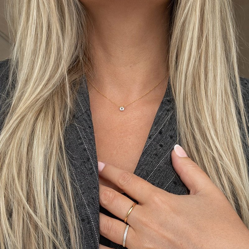 "Classy" solitaire halsk�de � 18k forgyldt