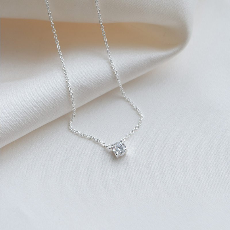 "Classy" solitaire halskjede med klar zirkonia i sterlings�lv