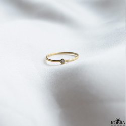 "Frida" enkel 18 karat forgyldt ring med hvid zirkonia