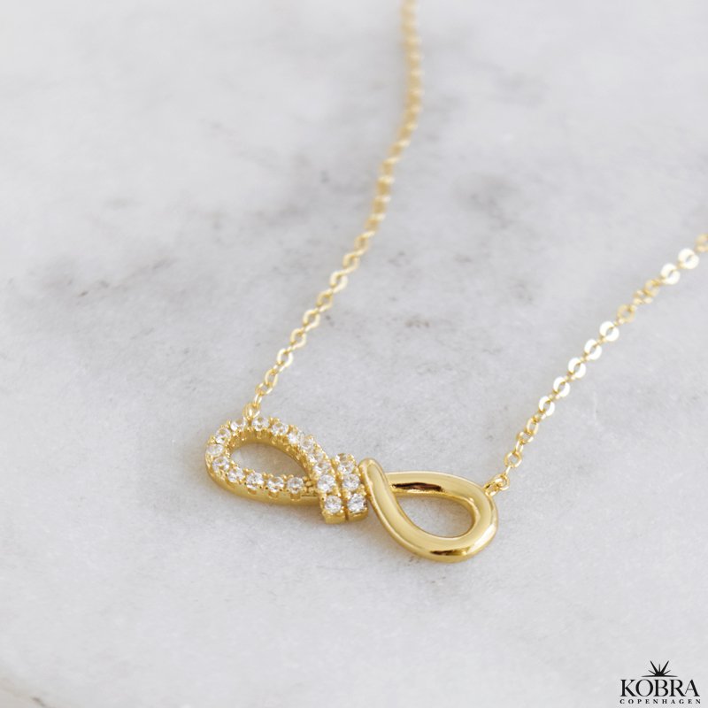 "Ever" infinity halskæde i guld med funklende sten
