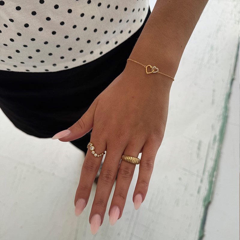 "Ever After" gold-plated heart bracelet