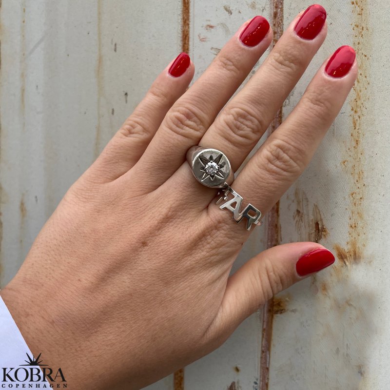 "FAR" ring i sterling slv