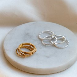 "Kelly" stacking, stress fidget ringe i guld