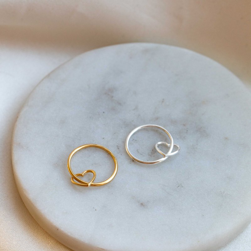 "Helena" guld - fidget -  ring med "lst" hjerte