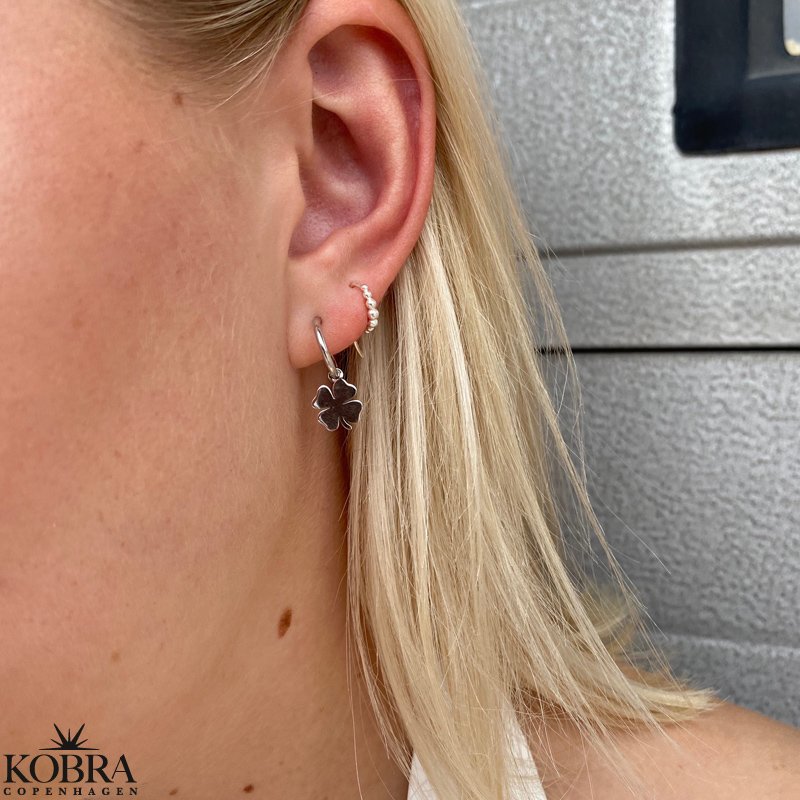 "Ella" ear studs with silver balls