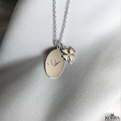 "Lucky" slv halskde med firklver inklusiv gravering