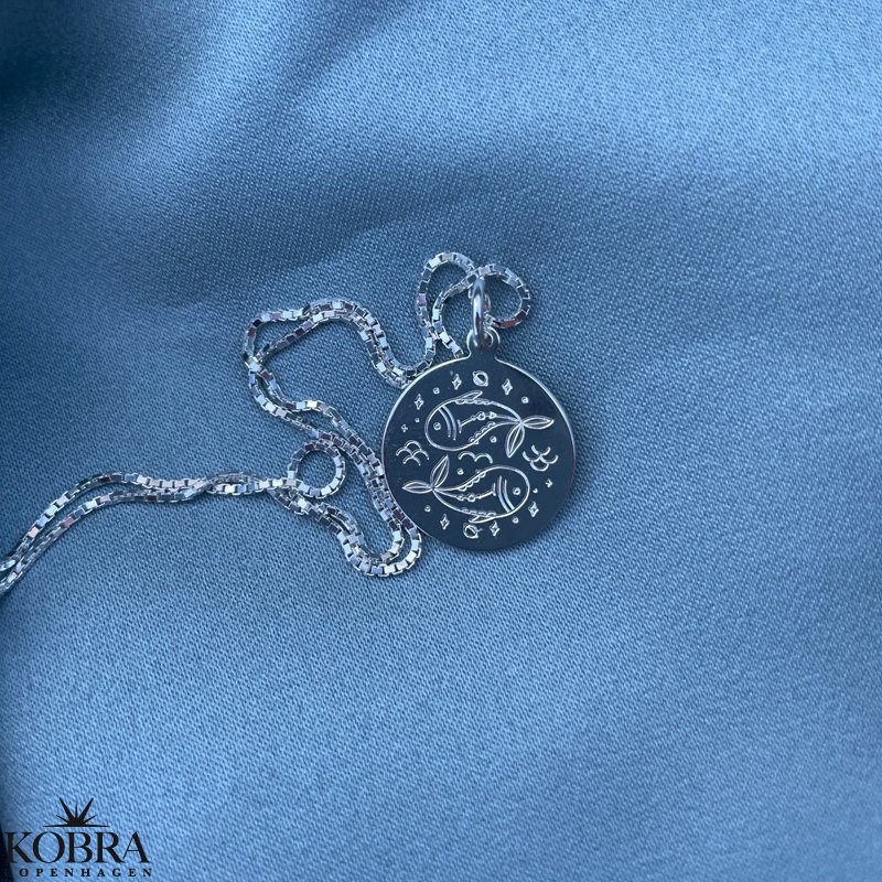 "Blazing Star" stjernetegns halskde i sterling slv