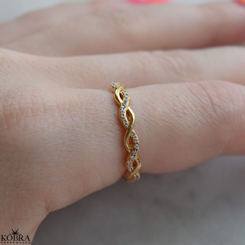 "Emma" flettet ring i gull